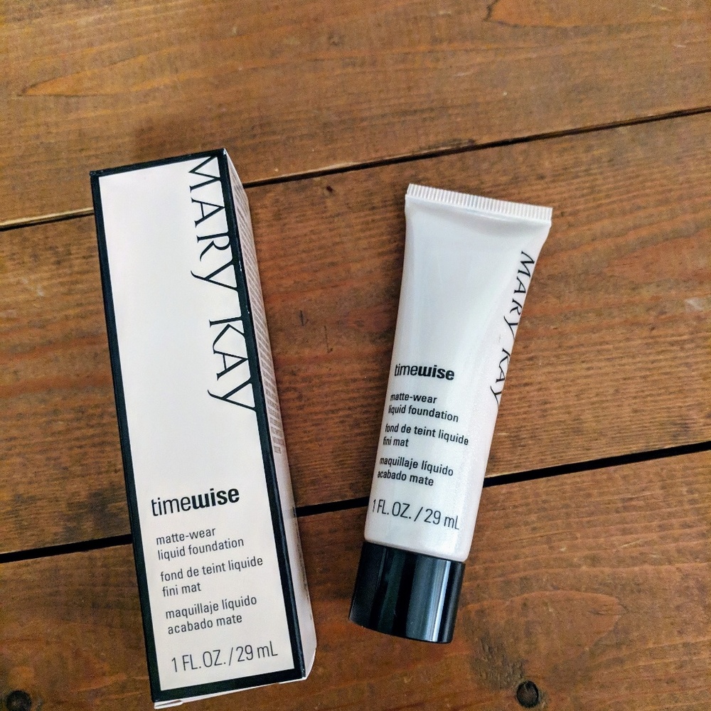 New Mary Kay Matte Liquid Foundation-Beige 2